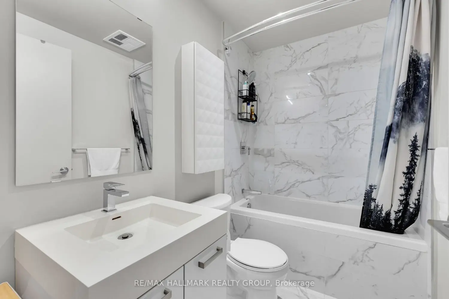Additional image 11 of 203 Catherine Street 601