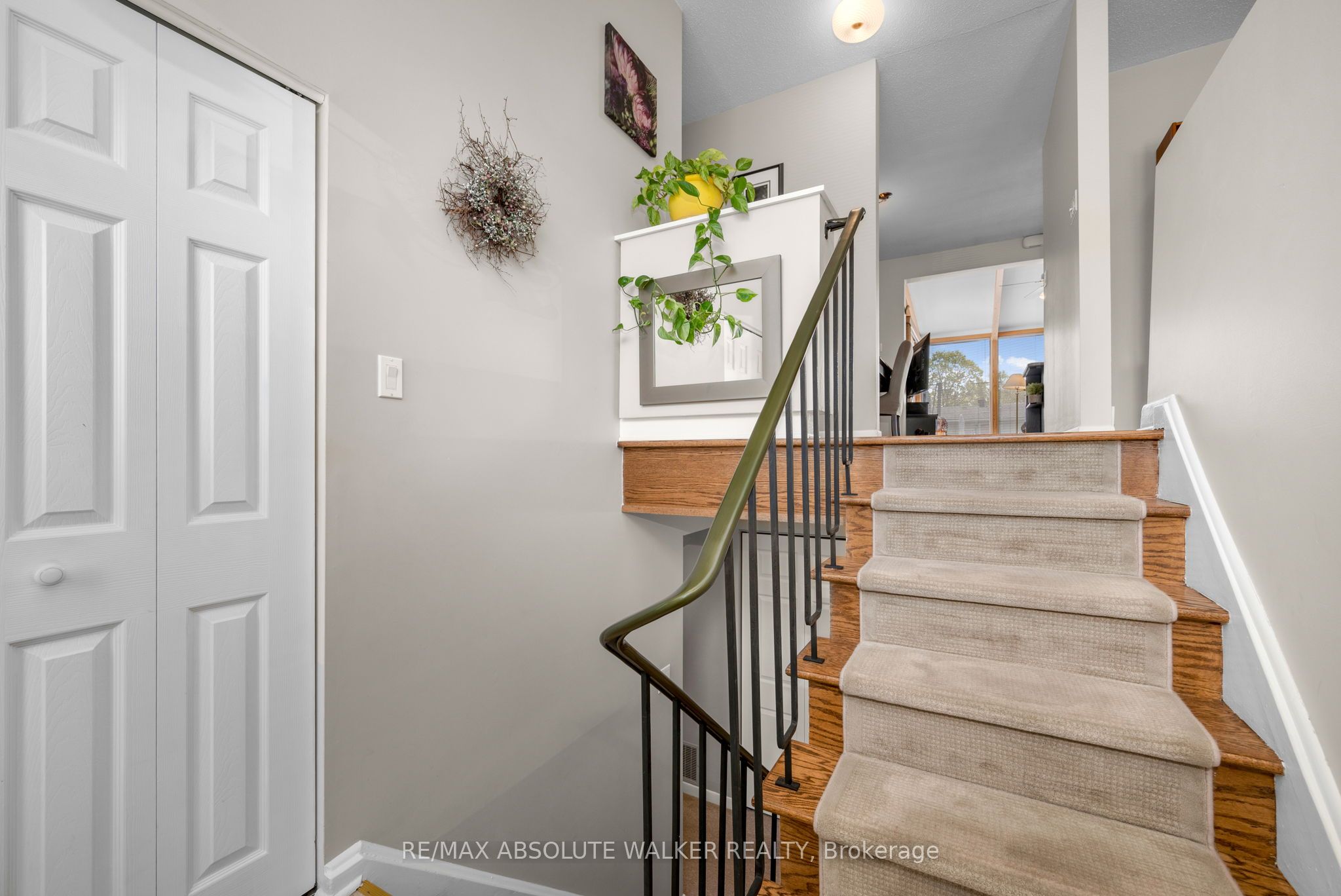 Additional image 4 of 5 West Herrington Court, Ottawa, ON, K2H 6B9