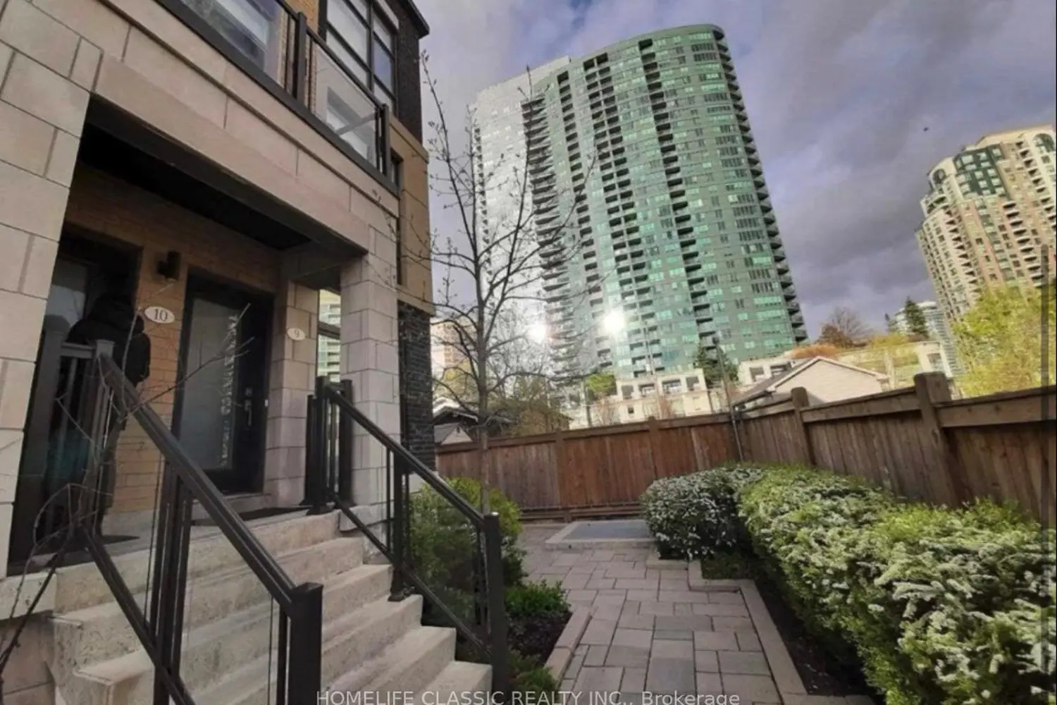 11 Eldora Avenue 9