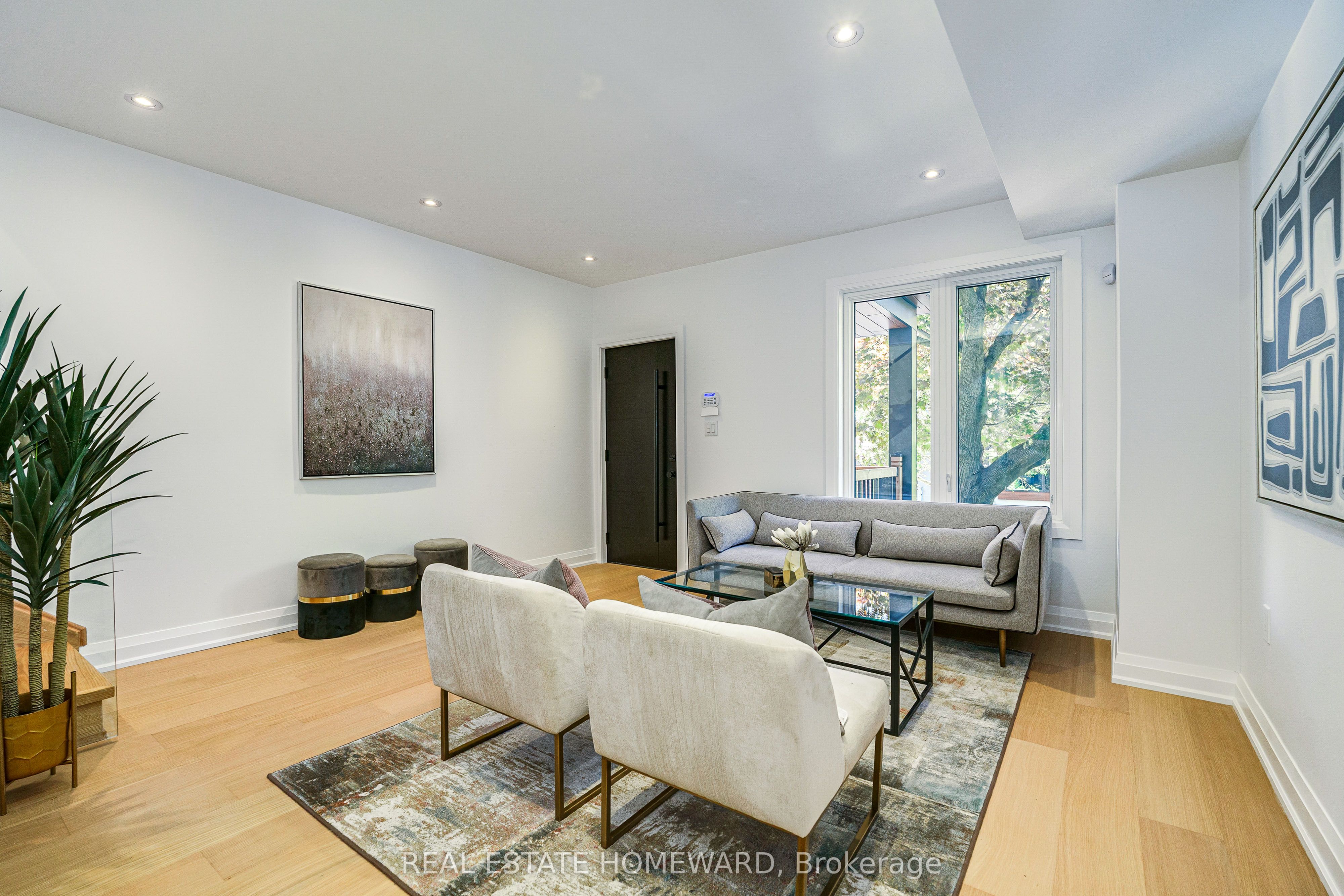 Additional image 6 of 28 Richard Avenue, Toronto, ON, M4L 1W9