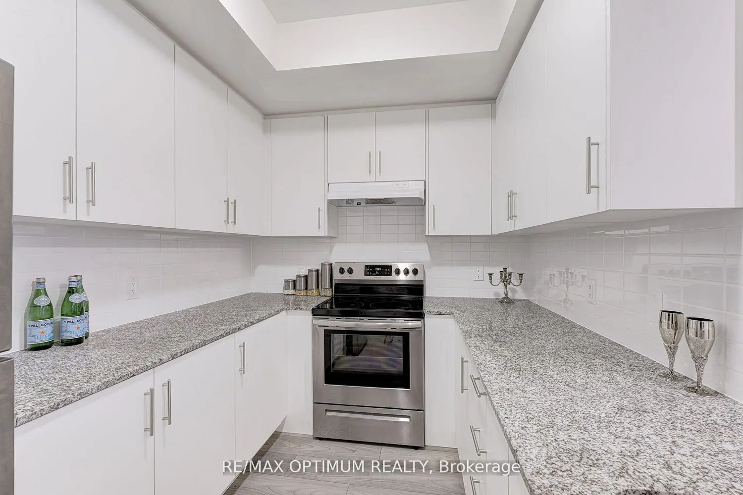 Additional image 12 of 45 Knotsberry Circle 46