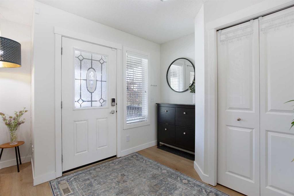 Additional image 3 of 130 Luxstone Way SW, Airdrie, AB, T4B 0H6