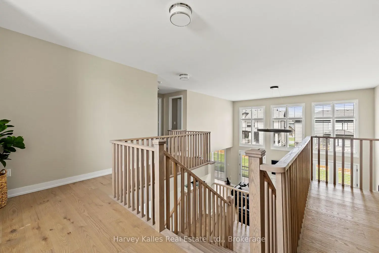 Additional image 10 of 163 Springside Crescent