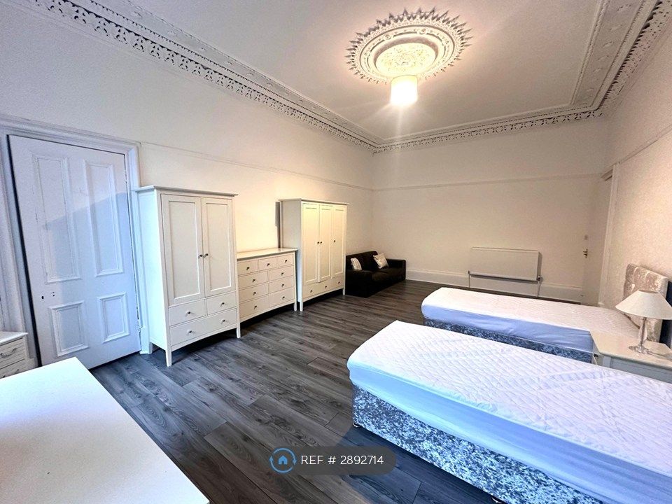 Additional image 6 of 4 bed flat to rentCecil Street, Glasgow G12