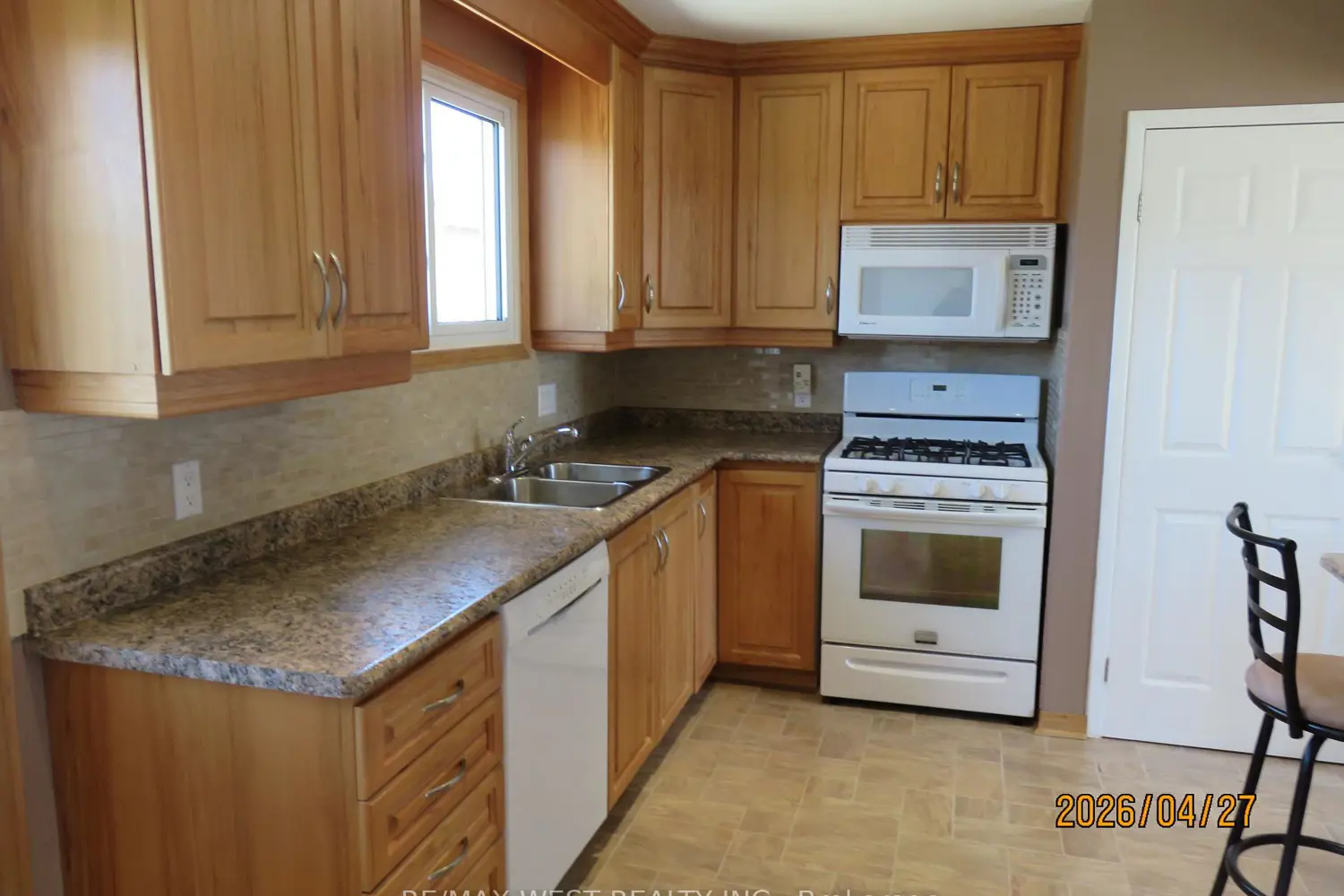 Additional image 8 of 346 Lakeland Crescent