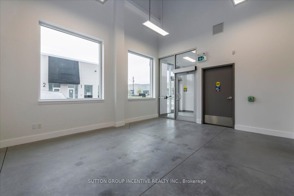 Additional image 4 of 2-241 King Street, Barrie, ON, L4N 6B5