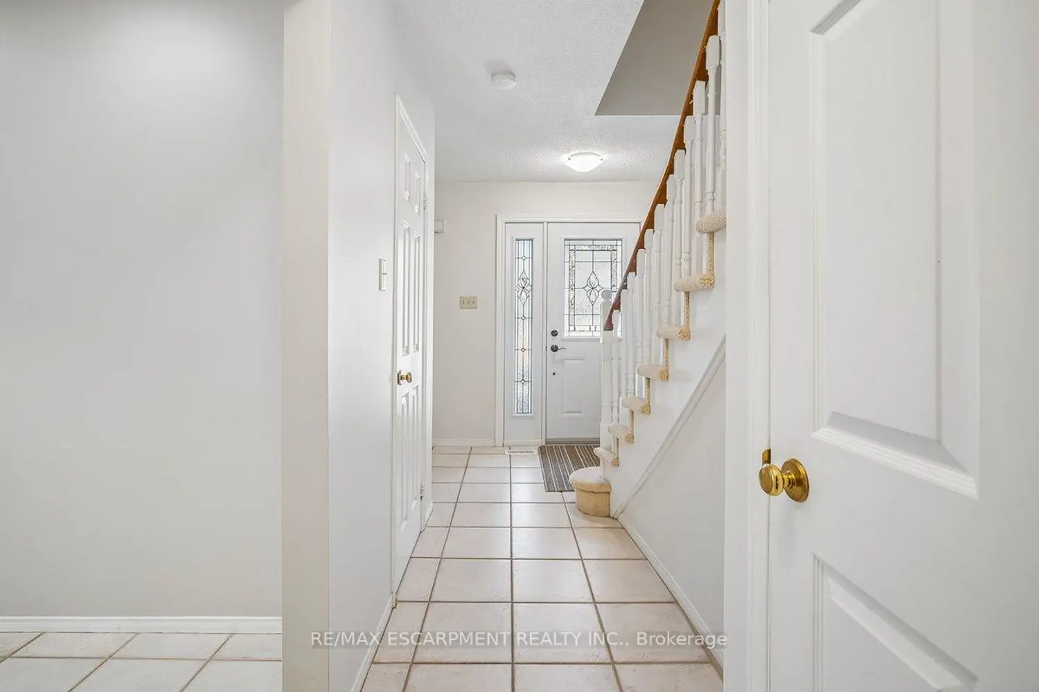 Additional image 4 of 5255 Lakeshore Road 30