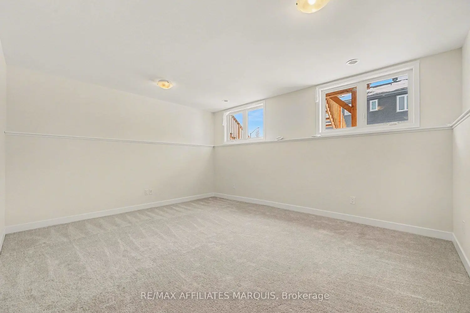 Additional image 17 of 97 Whitcomb Crescent
