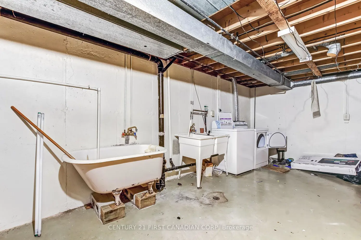Additional image 16 of 698 Chiddington Avenue