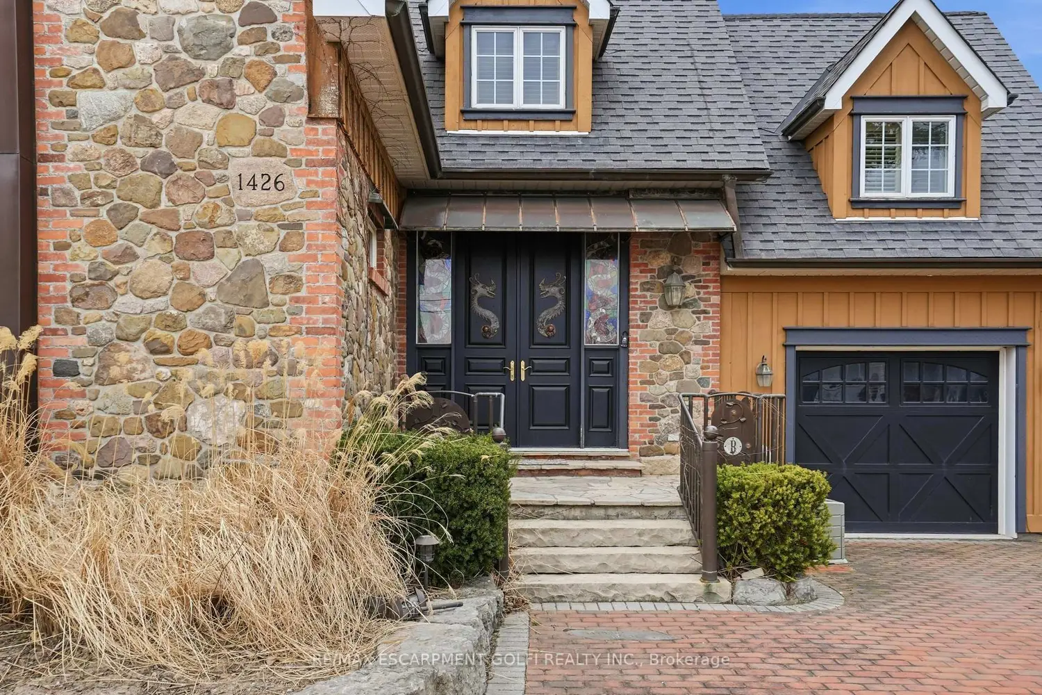 1426 Niagara Stone Road photo 2