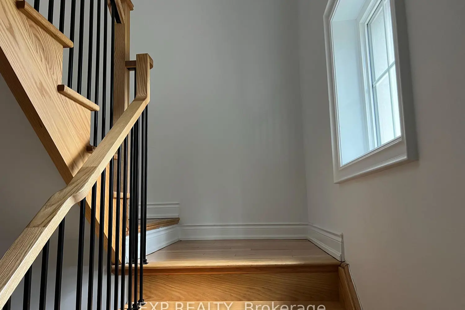 Additional image 7 of 947 Finley Avenue