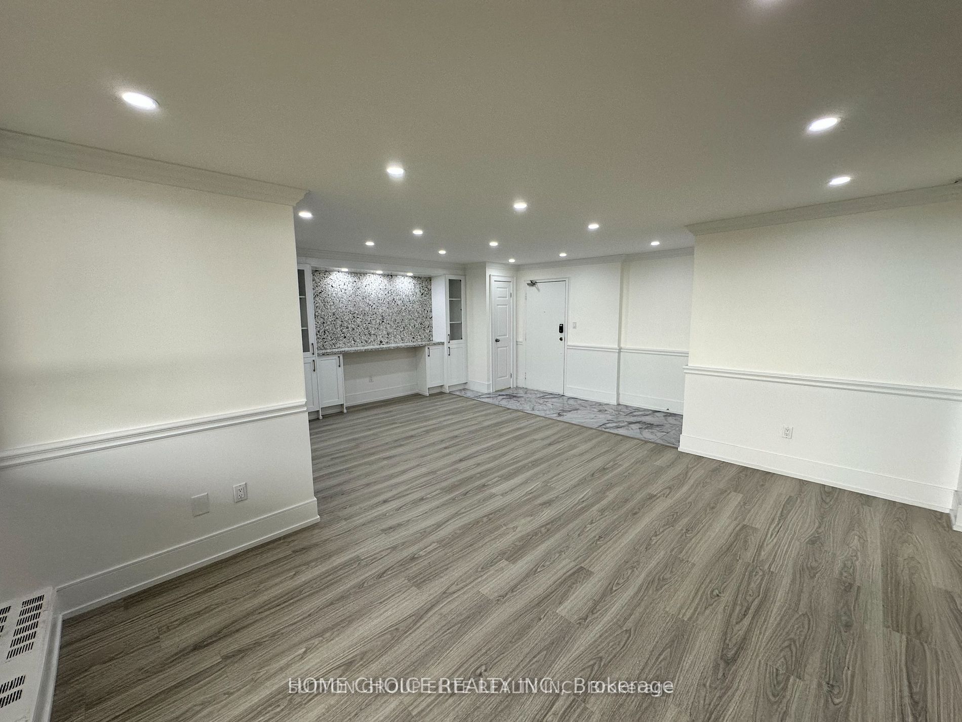 Additional image 3 of 1006-100 Wingarden Court, Toronto, ON, M1B 2P4
