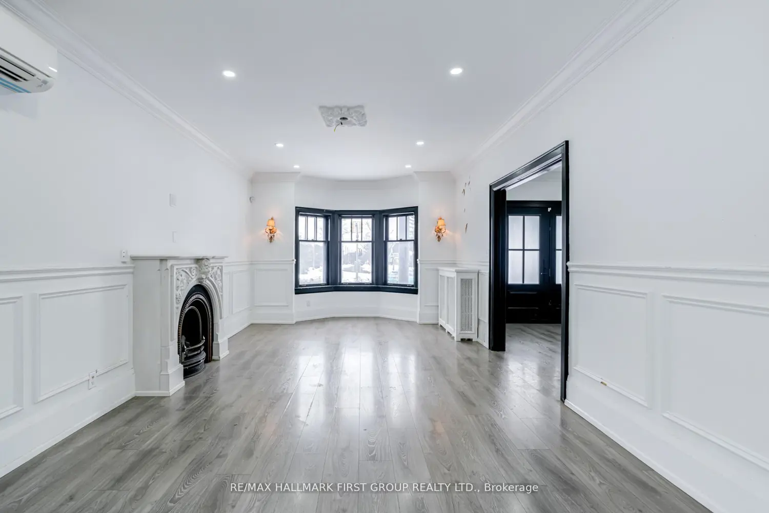 Additional image 4 of 512 Simcoe Street