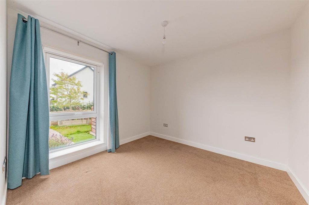 Additional image 13 of 3 bed terraced house to rentGrayfaulds Road, Dundee DD2