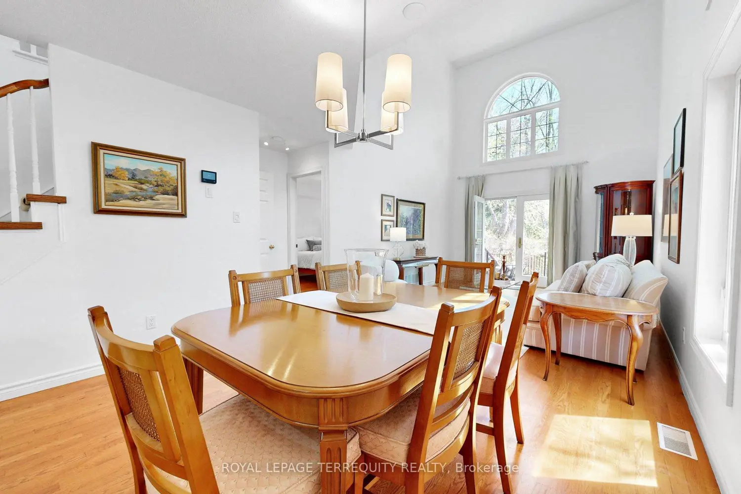 Additional image 8 of 3076 Lakeshore Road