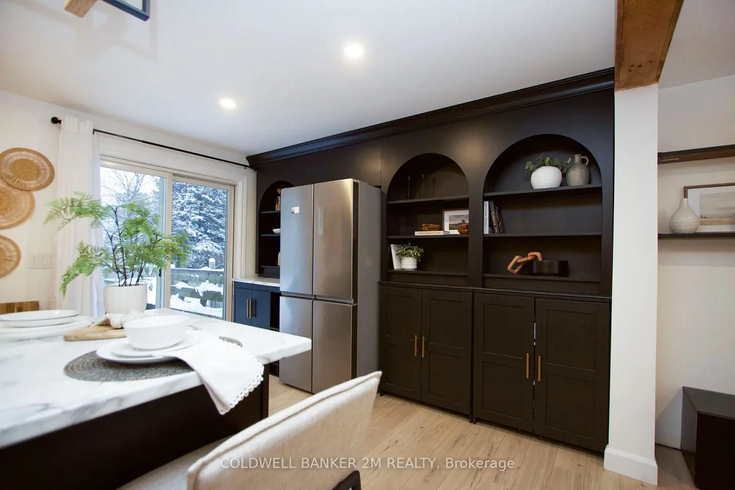 Additional image 8 of 812 Burnham Street