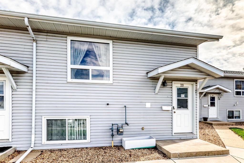20-10 Fairbank Road, Red Deer, AB, T4X 4X7
