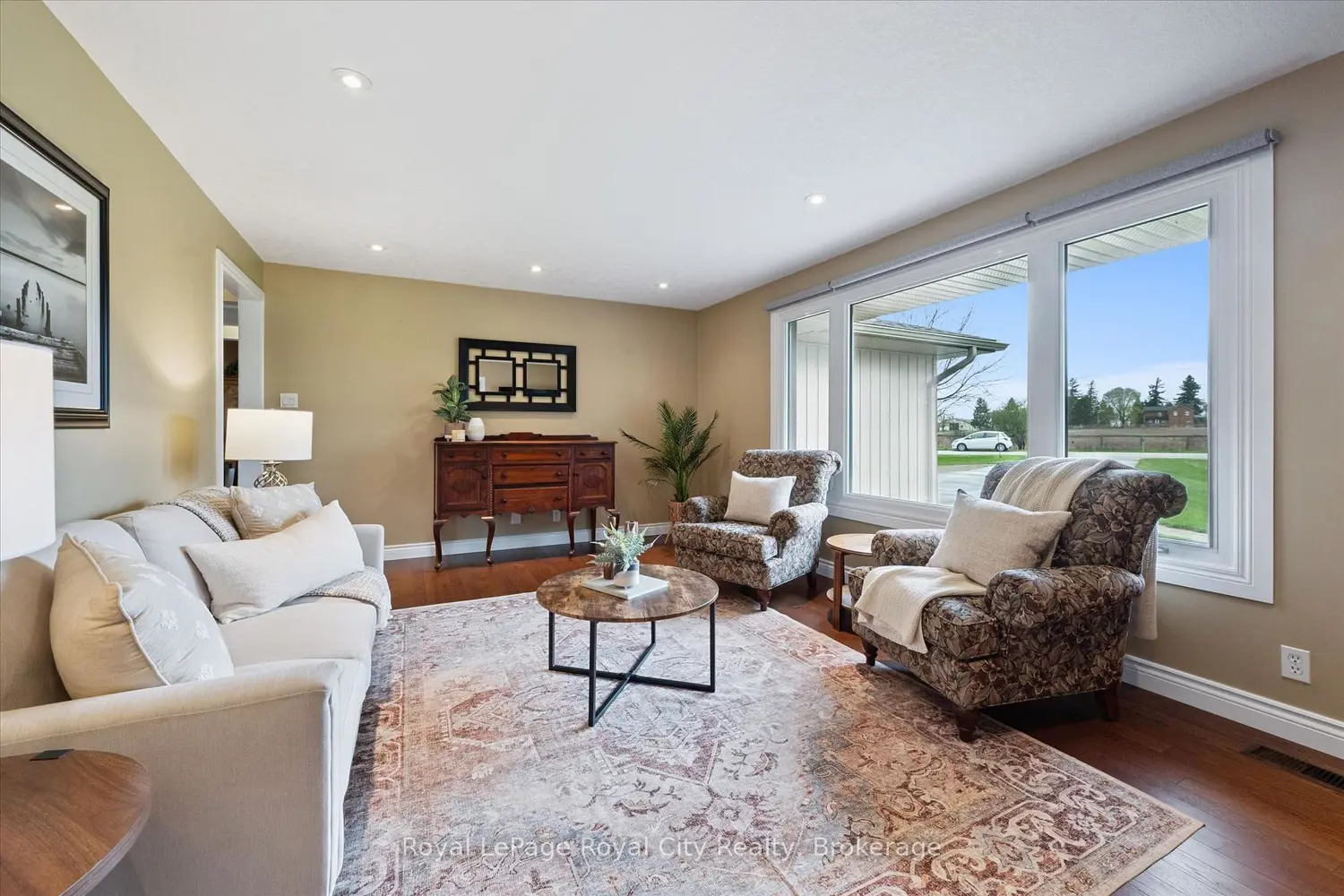 7463 Conservation Road photo 3