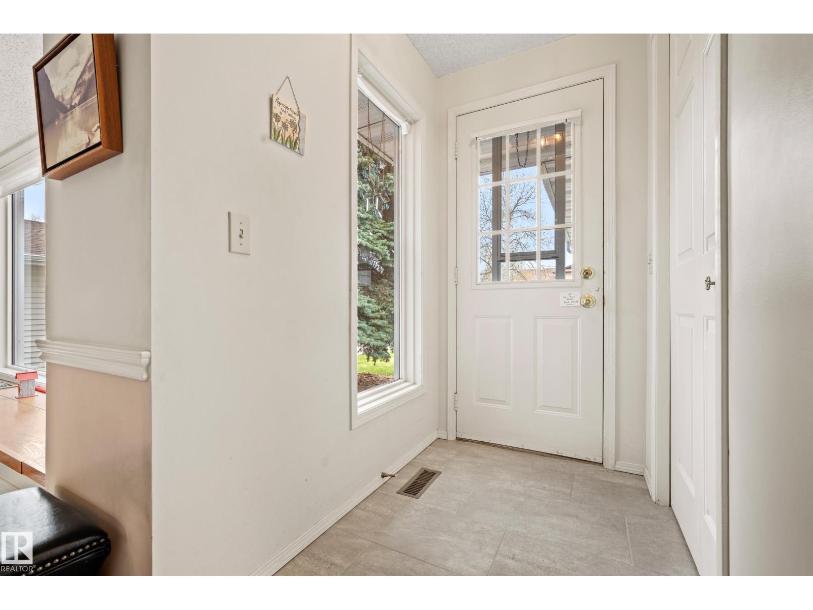 Additional image 4 of 4 Wild Rose Place, Sherwood Park, AB, T8H1H1