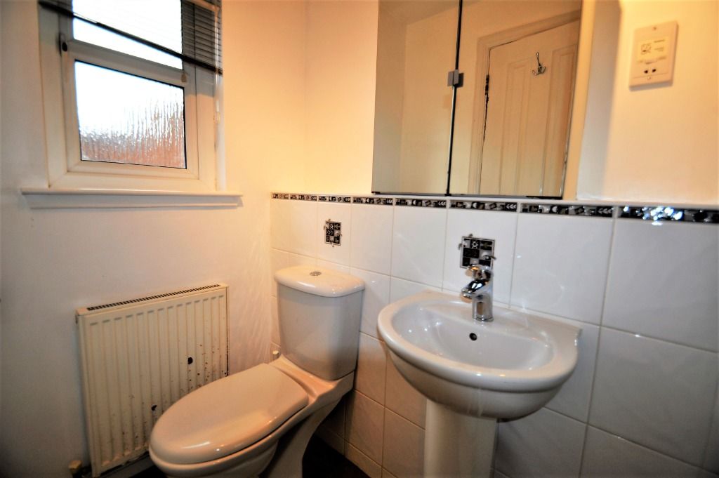 Additional image 13 of 3 bed semi-detached house to rentFernieside Place, Gilmerton, Edinburgh EH17