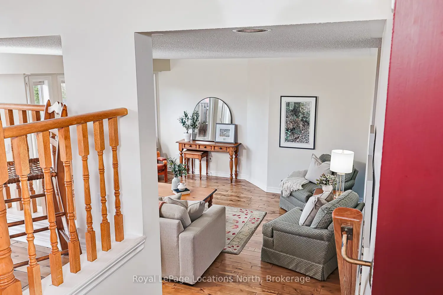 35 Barker Boulevard photo 3