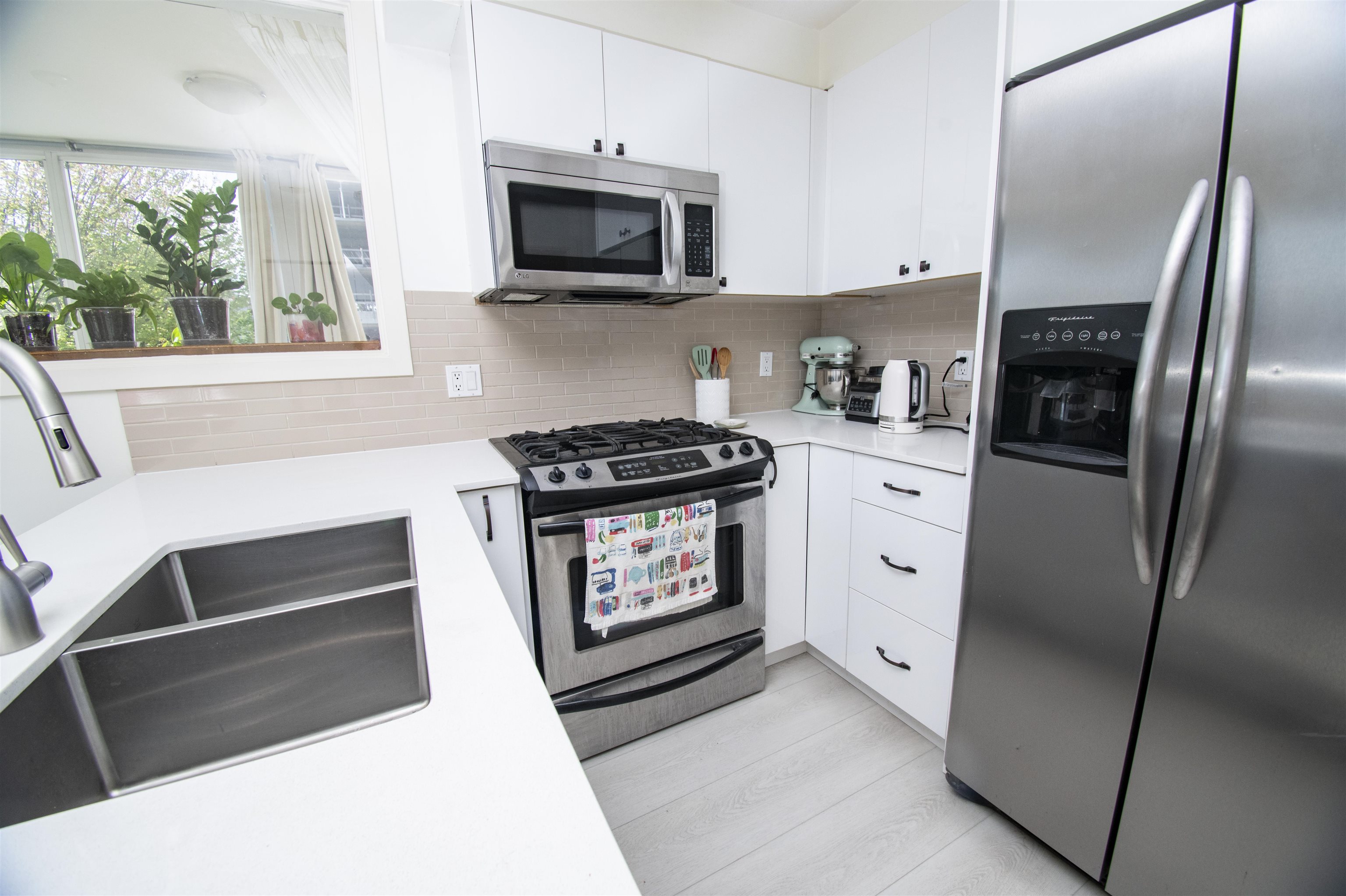 Additional image 3 of 204-2483 Spruce Street, Vancouver, BC, V6H 4J2
