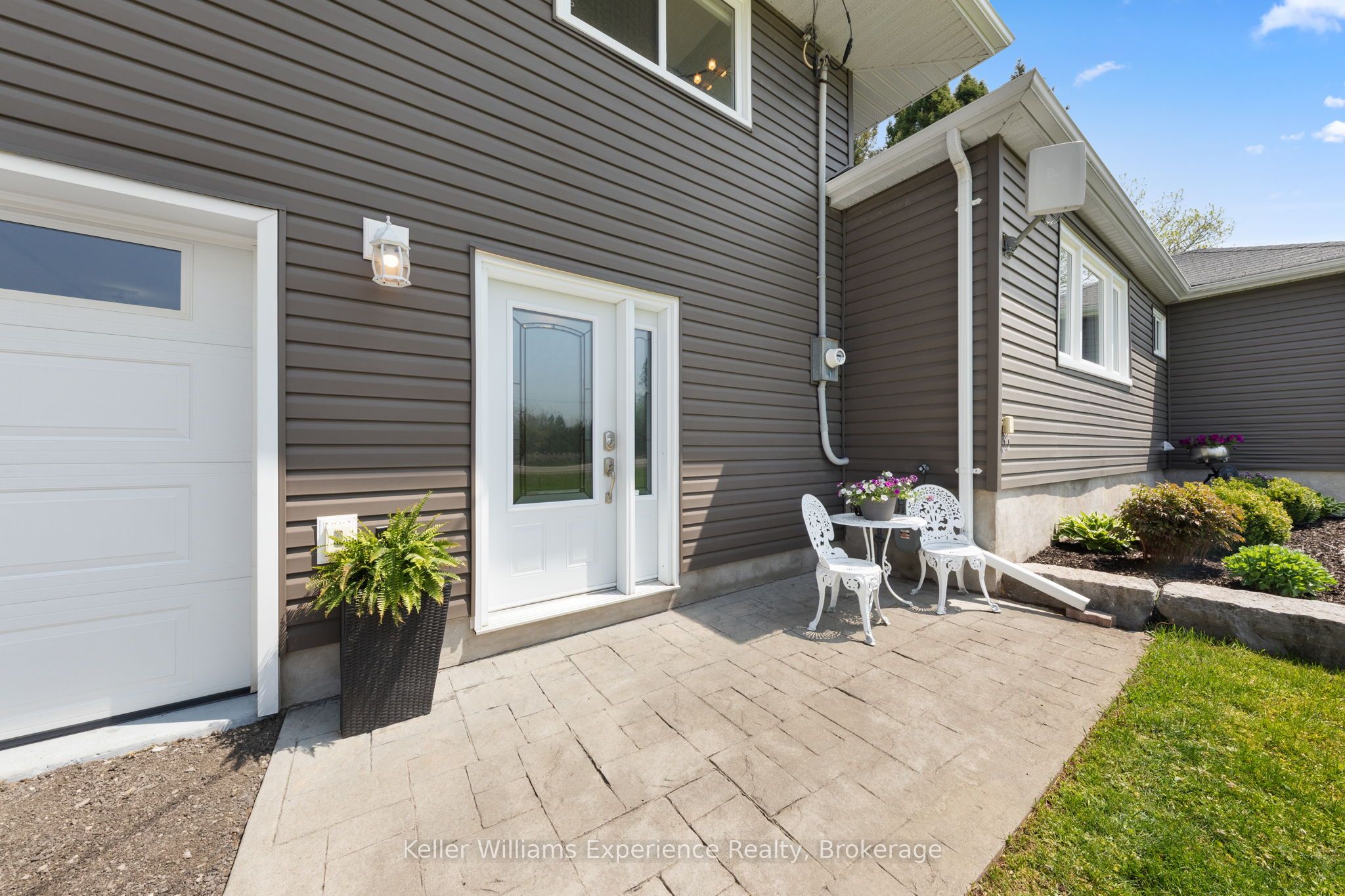 Additional image 4 of 5525 Penetanguishene Road, Springwater, ON, L0L 1P0