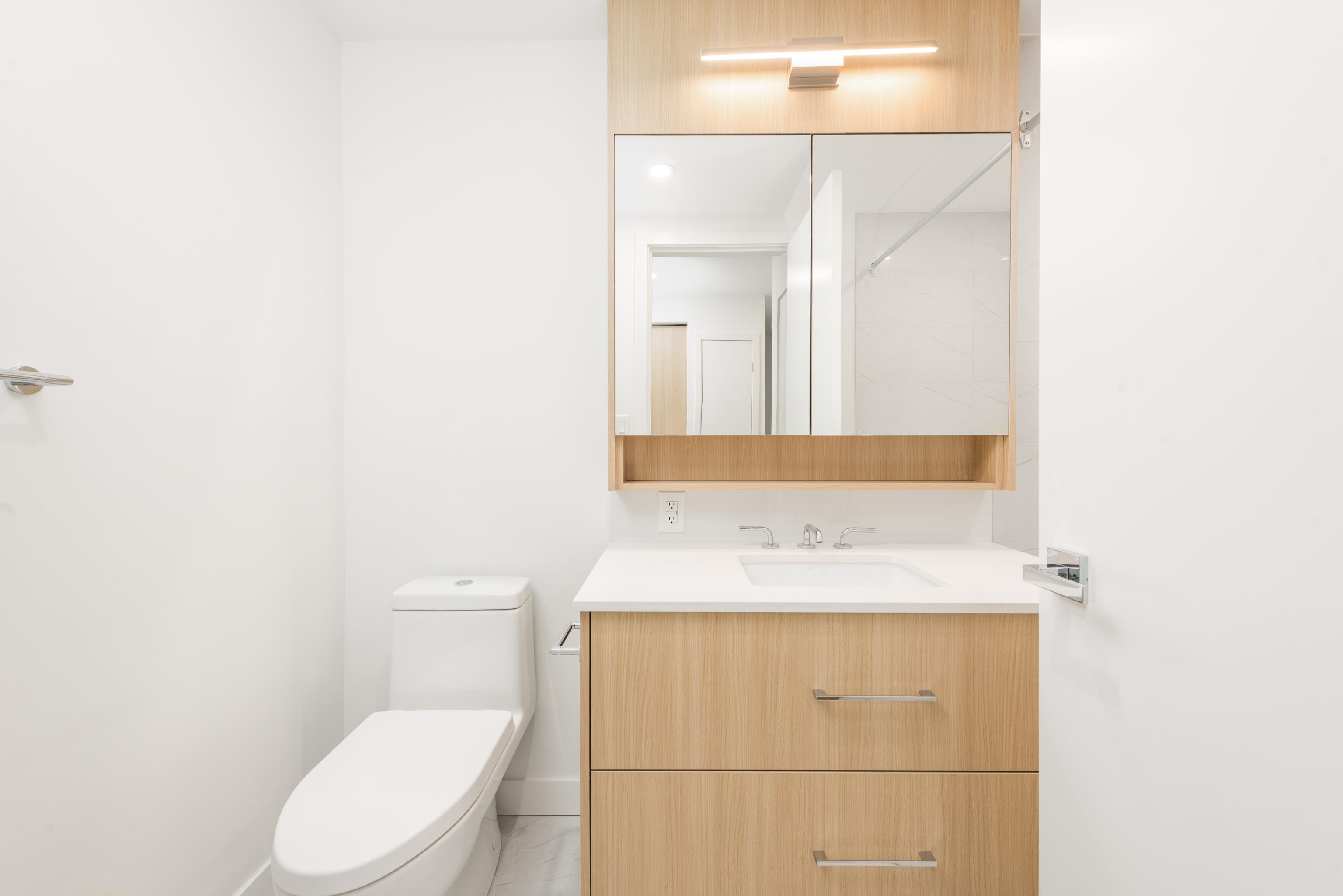 Additional image 5 of 408-9675 King George Boulevard, Surrey, BC, V3T 0T7