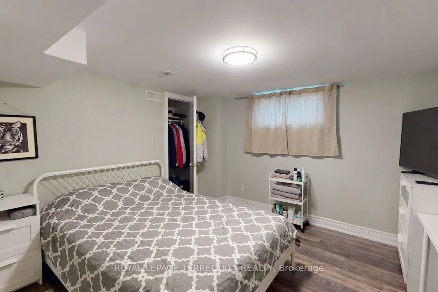 Additional image 17 of 582 Hyacinthe Boulevard