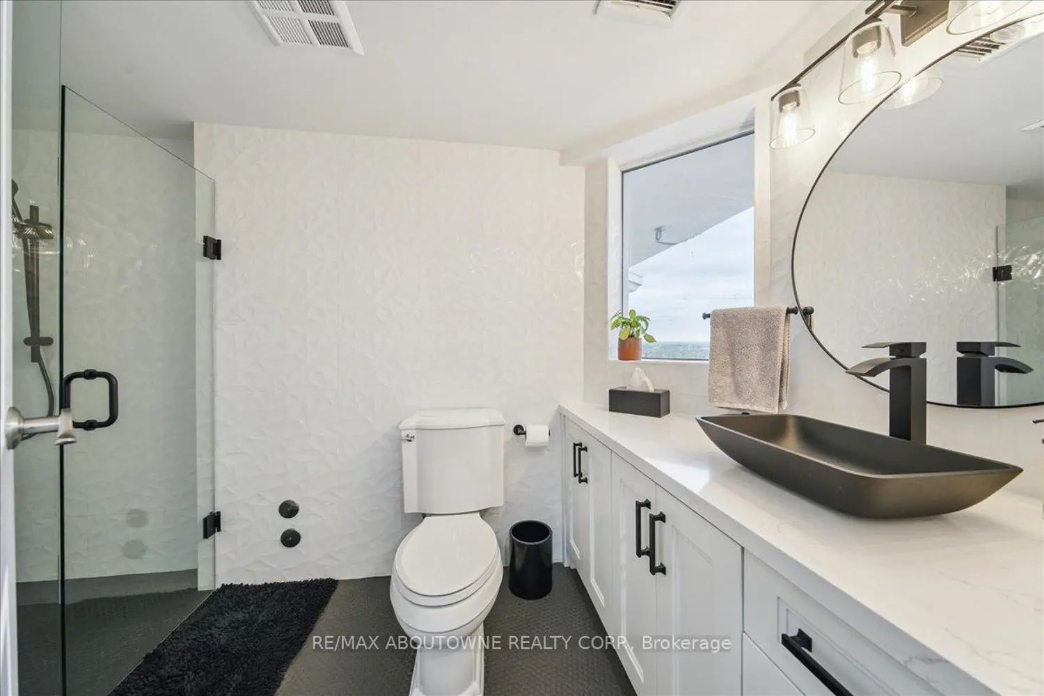 Additional image 13 of 550 Webb Drive 2603