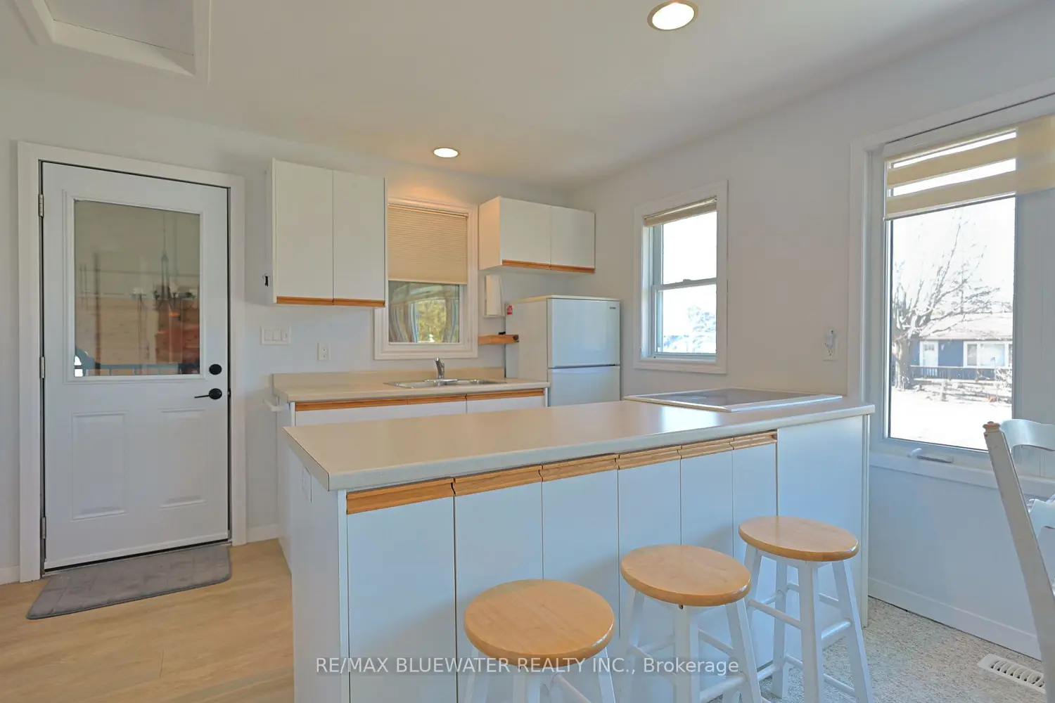 Additional image 6 of 71224 Sandra Street