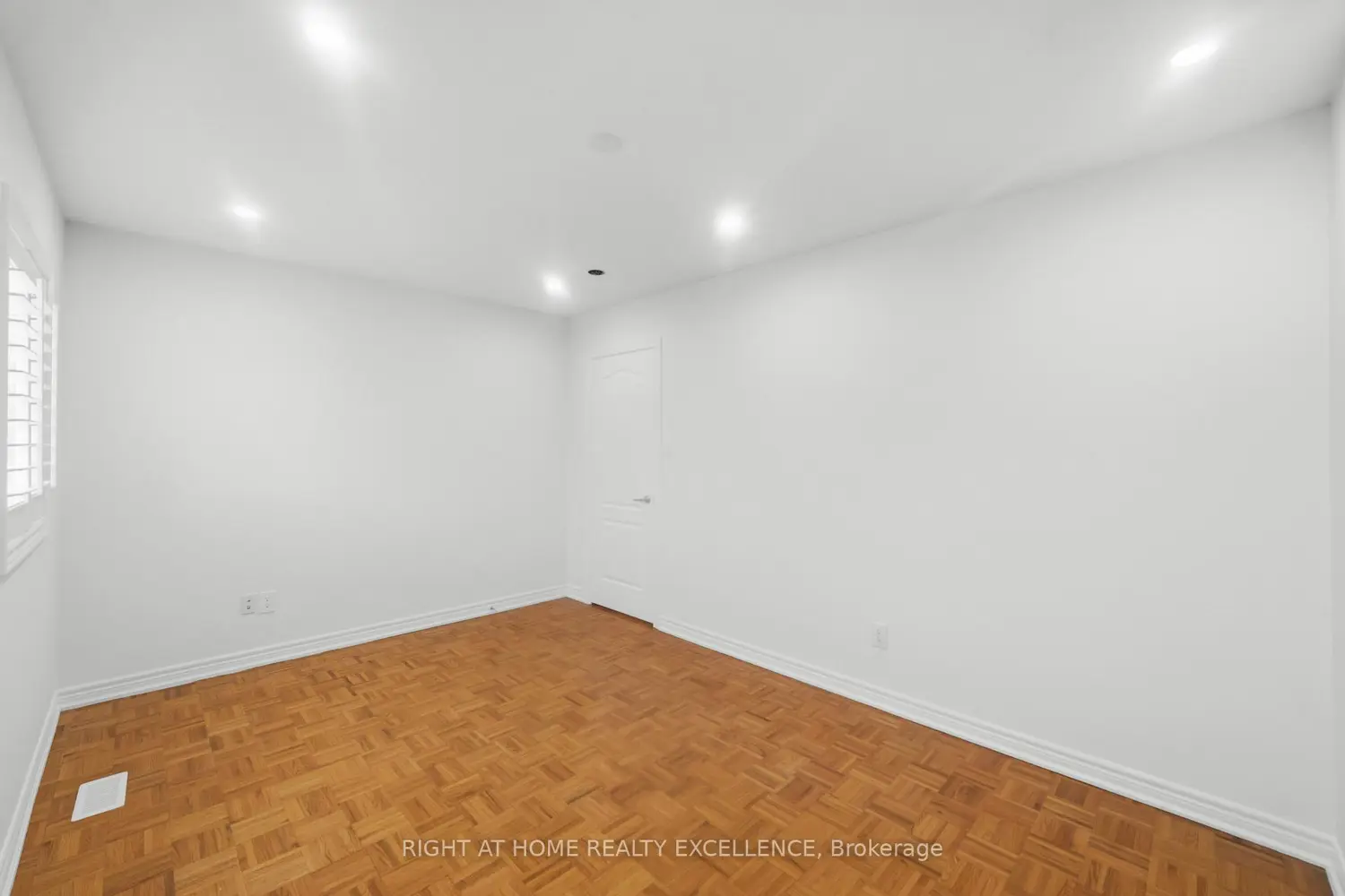 Additional image 12 of 16 Whitford Court