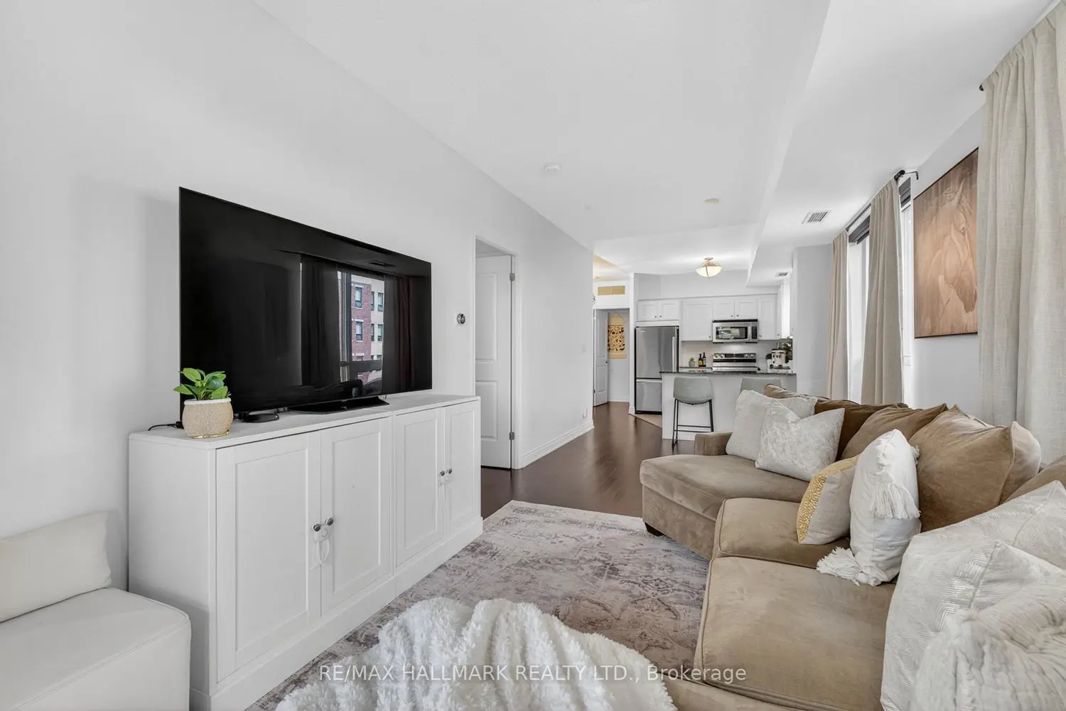Additional image 12 of 281 Woodbridge Avenue 237