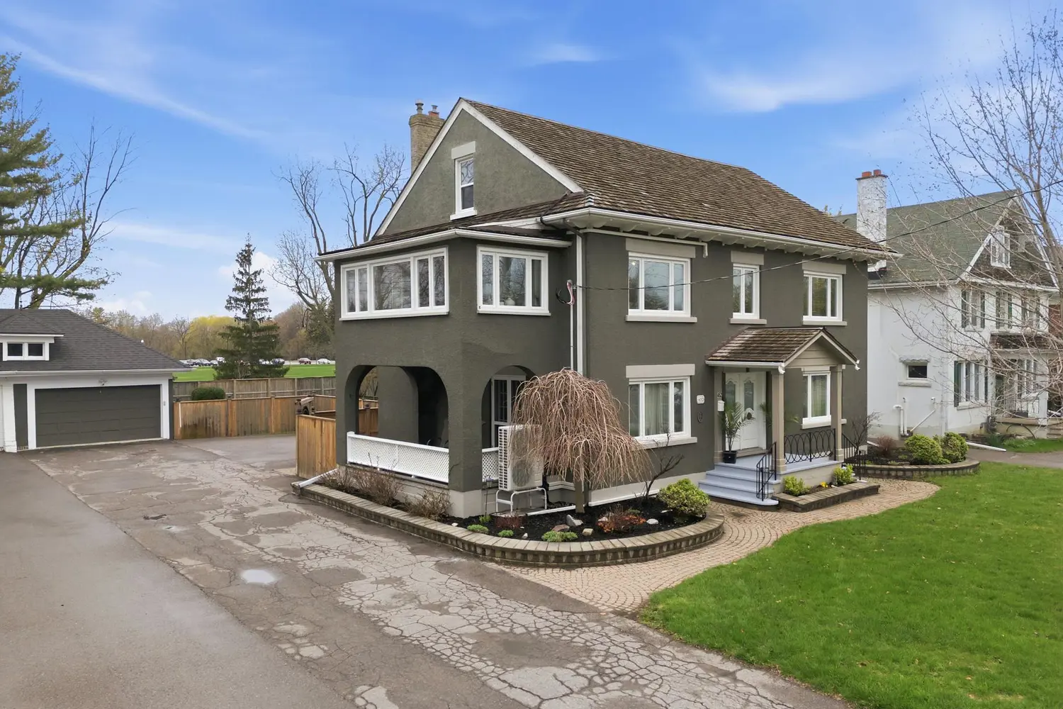 Additional image 17 of 452 Simcoe Street