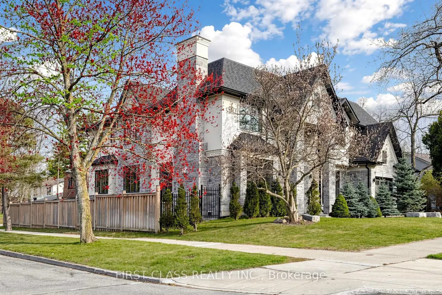 Additional image 3 of 2194 Elmhurst Avenue