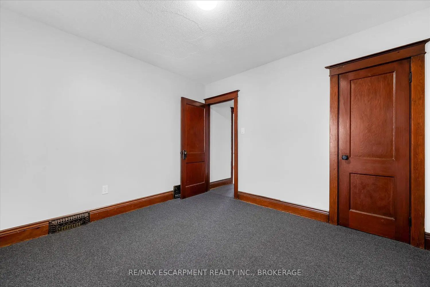 Additional image 6 of 121 Edgemont Street