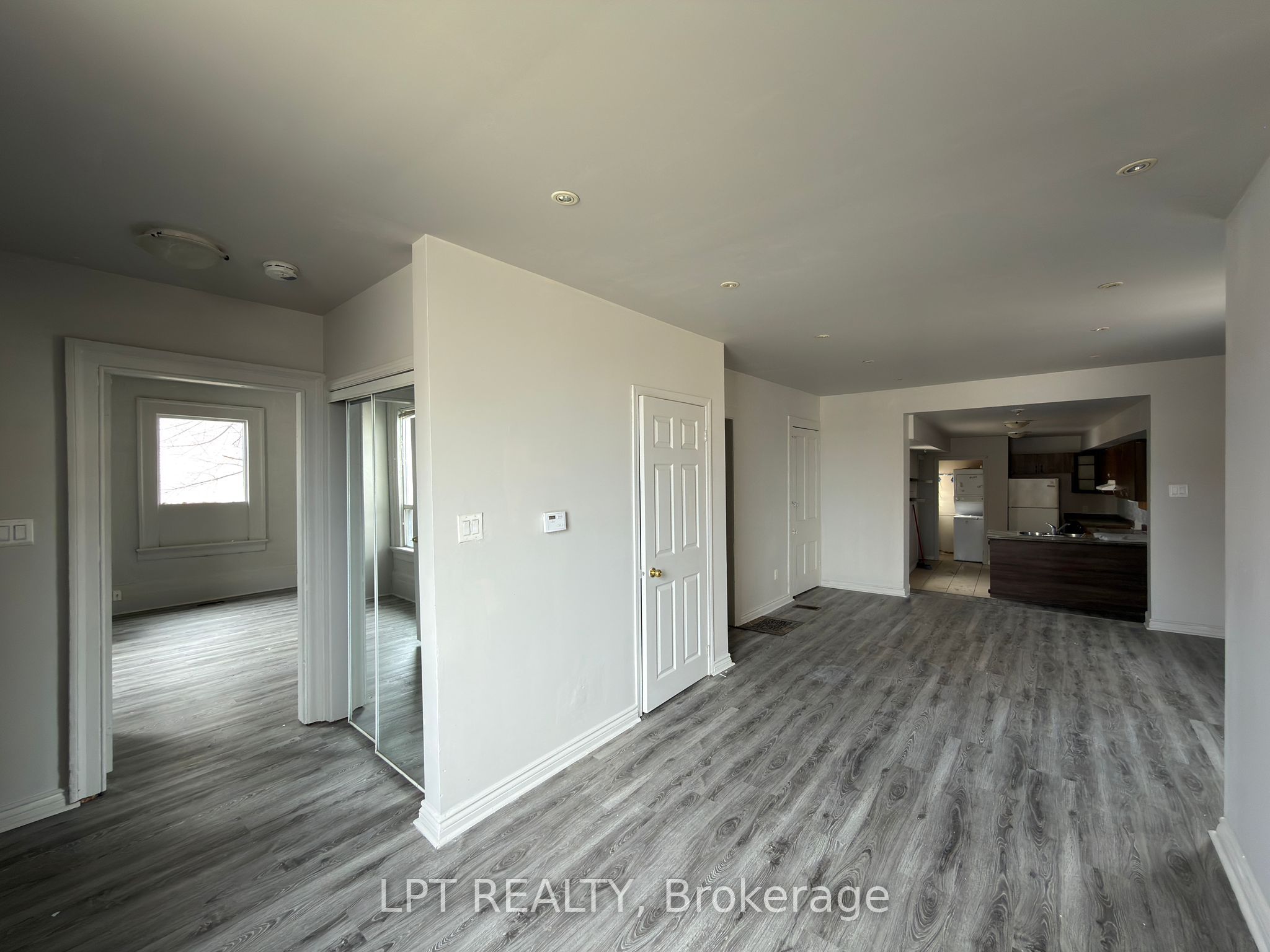 37 Elizabeth Street N, Brampton, ON, L6X 1S3