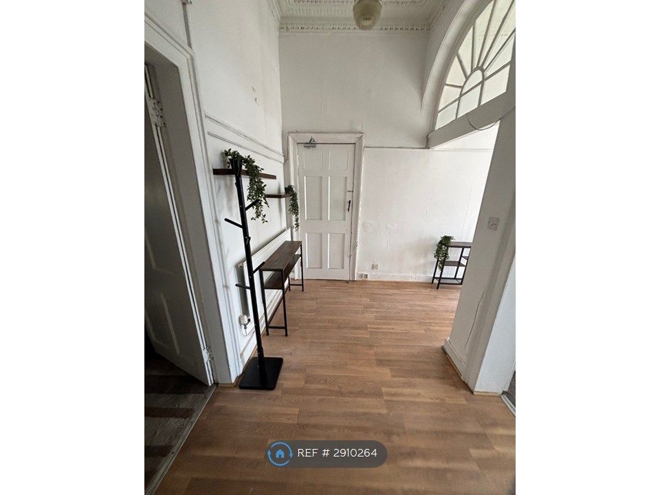 Additional image 3 of 6 bed flat to rentGardner's Crescent, Edinburgh EH3