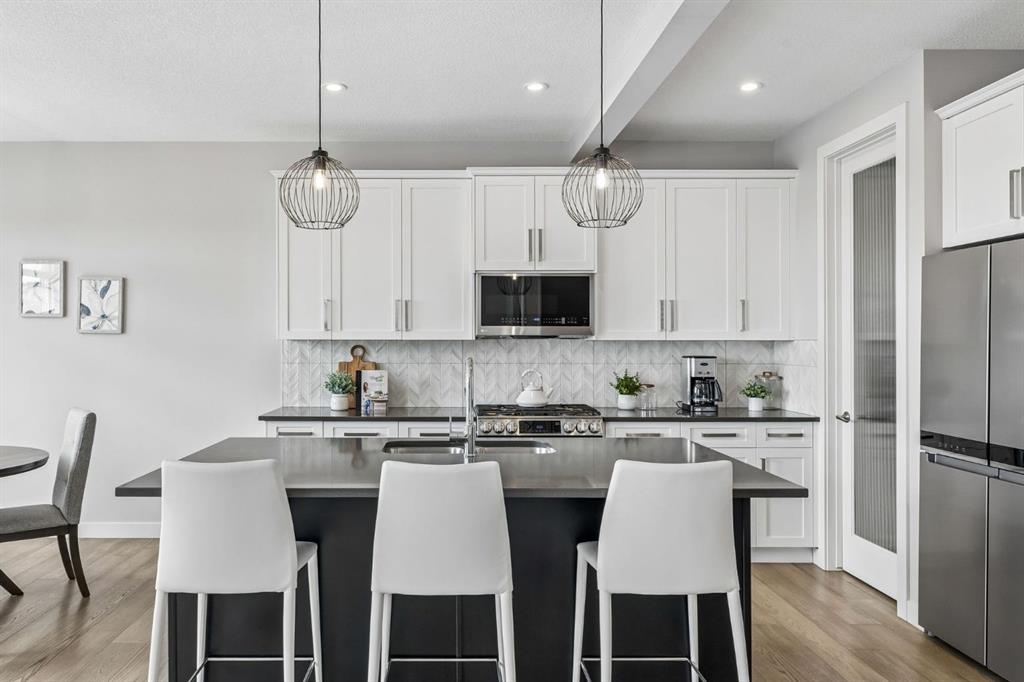 363 Precedence Hill, Cochrane, AB, T4C 2T7