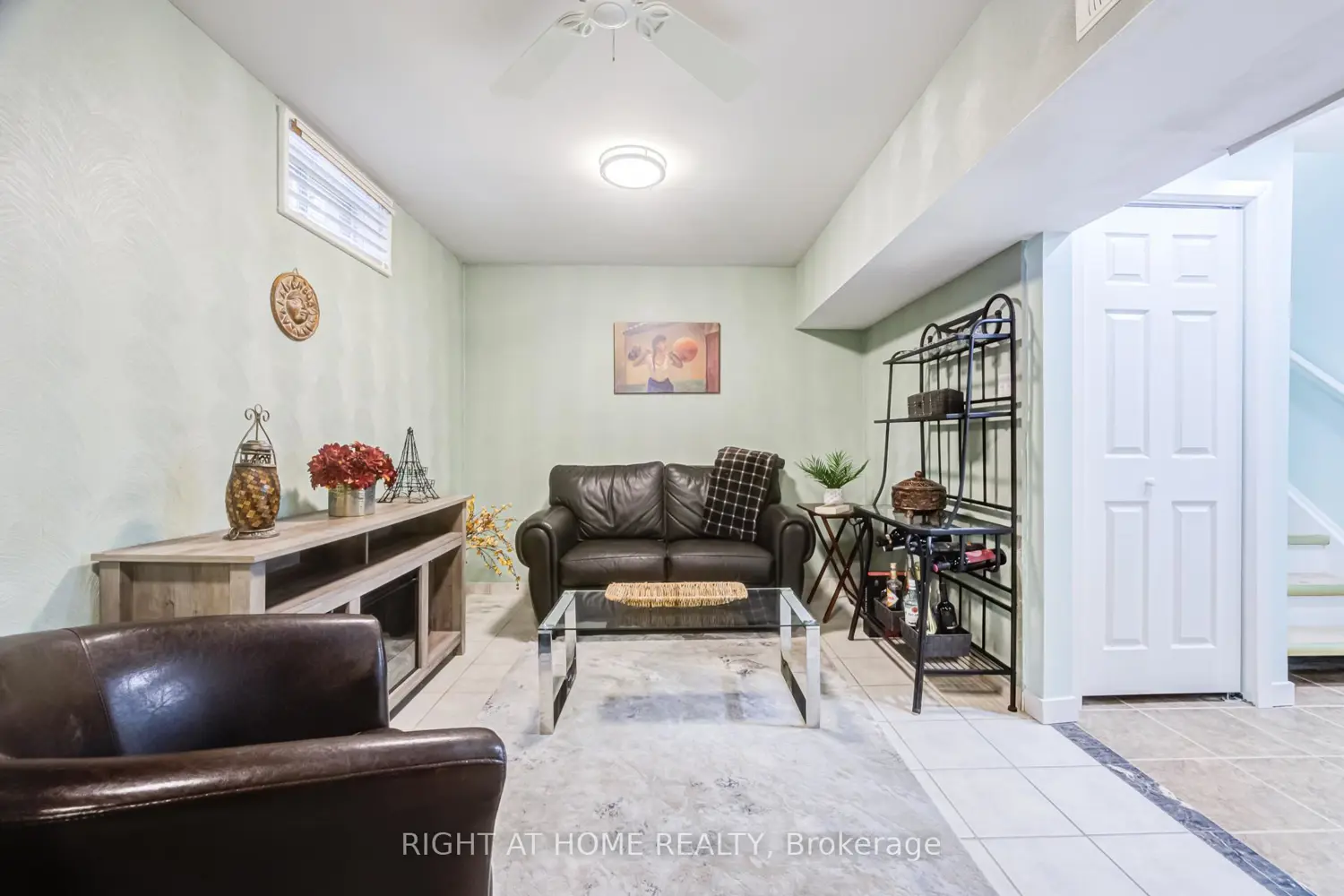 Additional image 13 of 747 Elderberry Drive