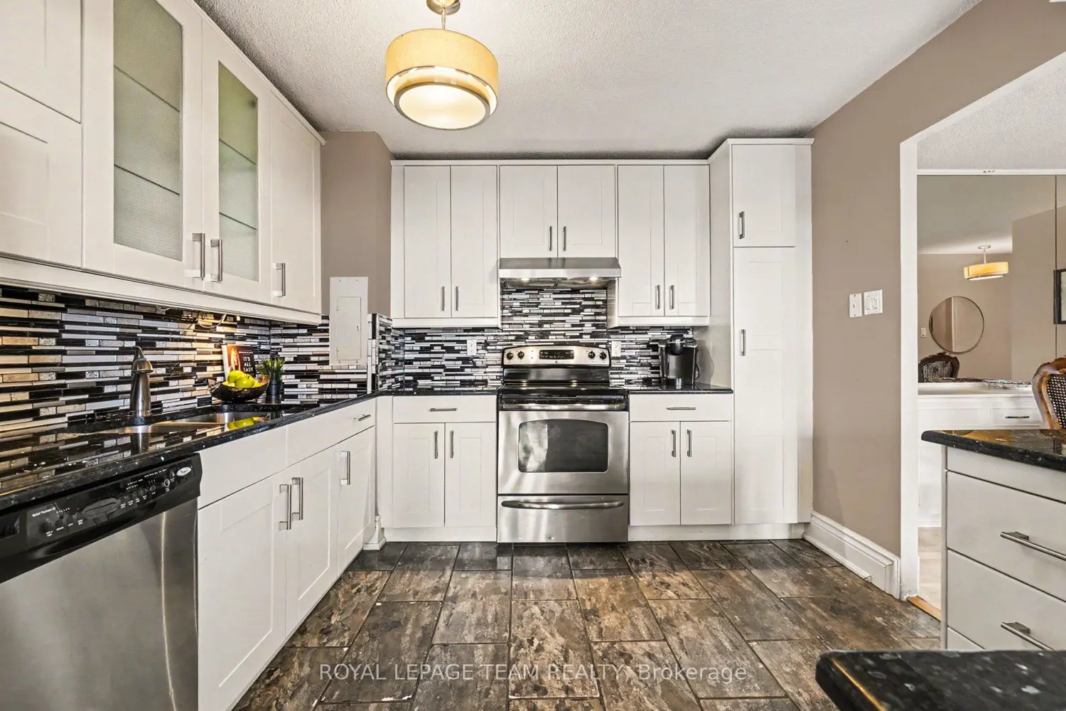 2951 Riverside Drive 410 photo 5