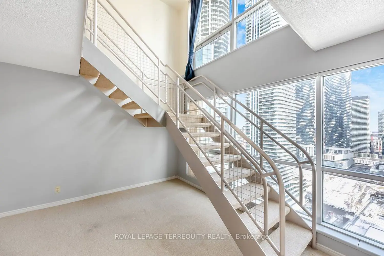 Additional image 7 of 10 Yonge Street 2609