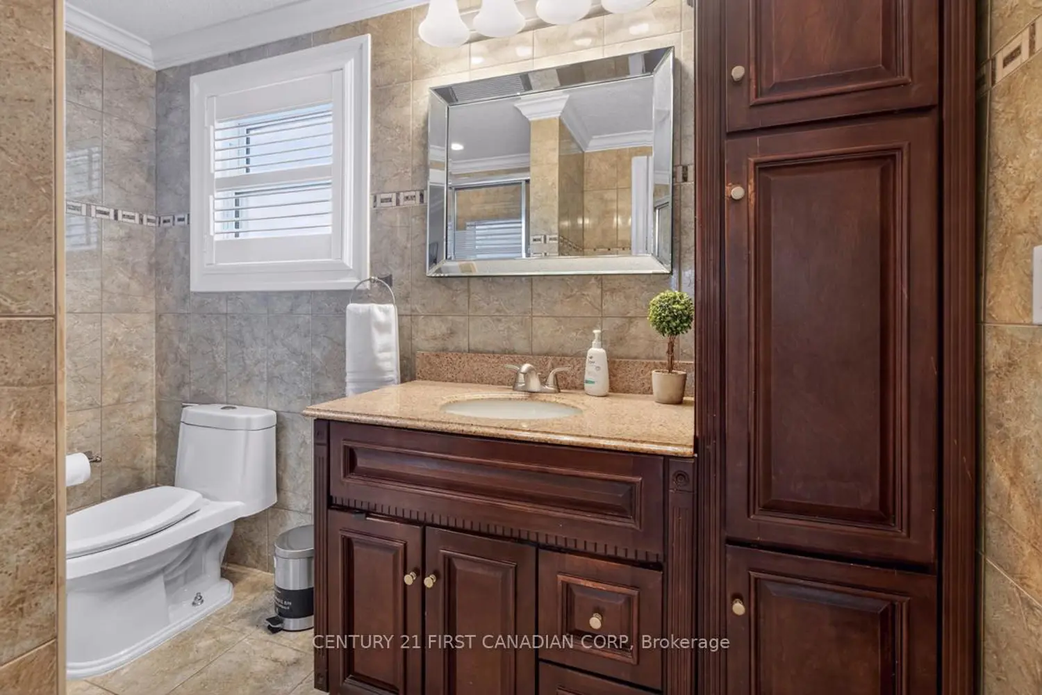 Additional image 8 of 398 Millbank Drive