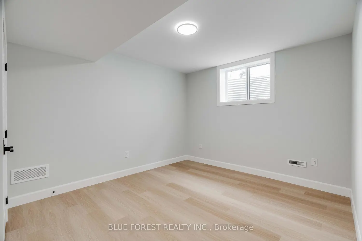 Additional image 11 of 303 Nancy Street