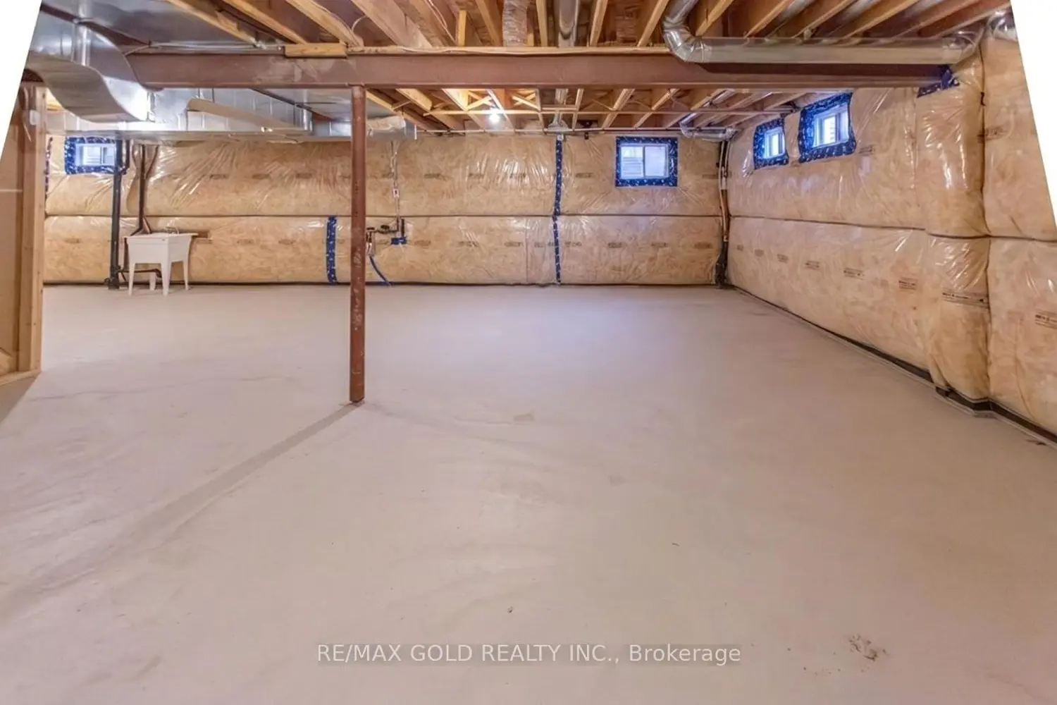 Additional image 13 of 8005 Odell Crescent