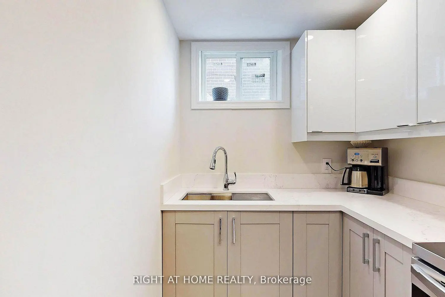 Additional image 14 of 454 Alper Street