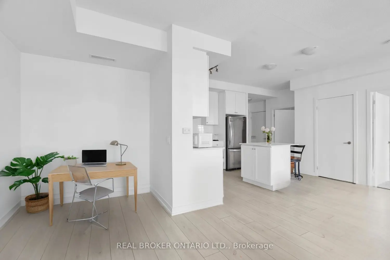 Additional image 8 of 55 Duke Street 1210