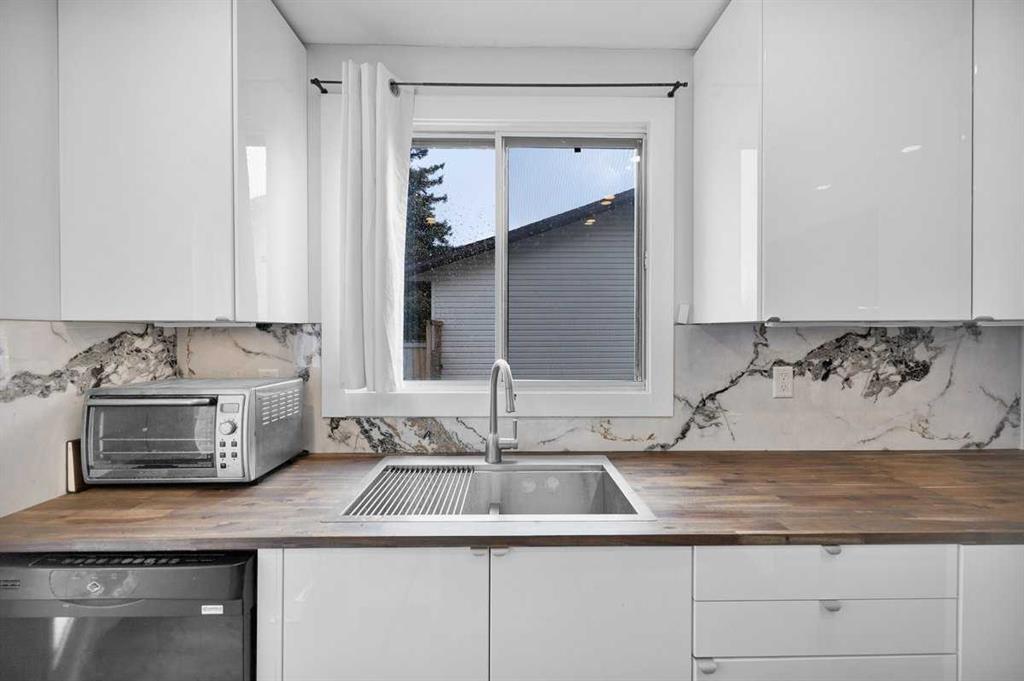 Additional image 6 of 22 Sandstone Crescent SE, Airdrie, AB, T4B 1T5