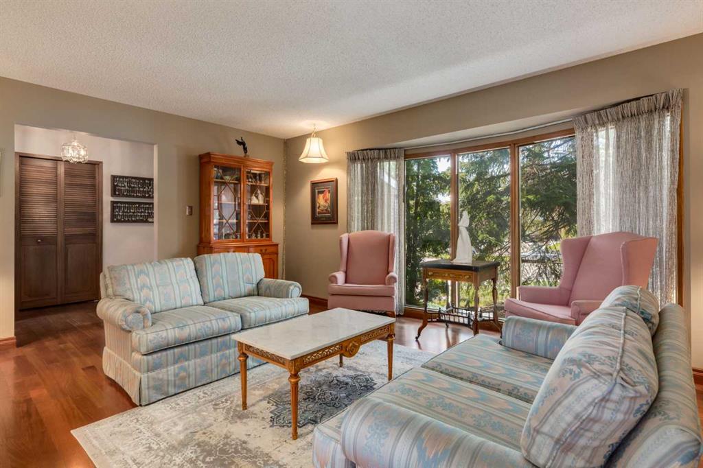 Additional image 4 of 2724 Palliser Drive SW, Calgary, AB, T2V 4G2