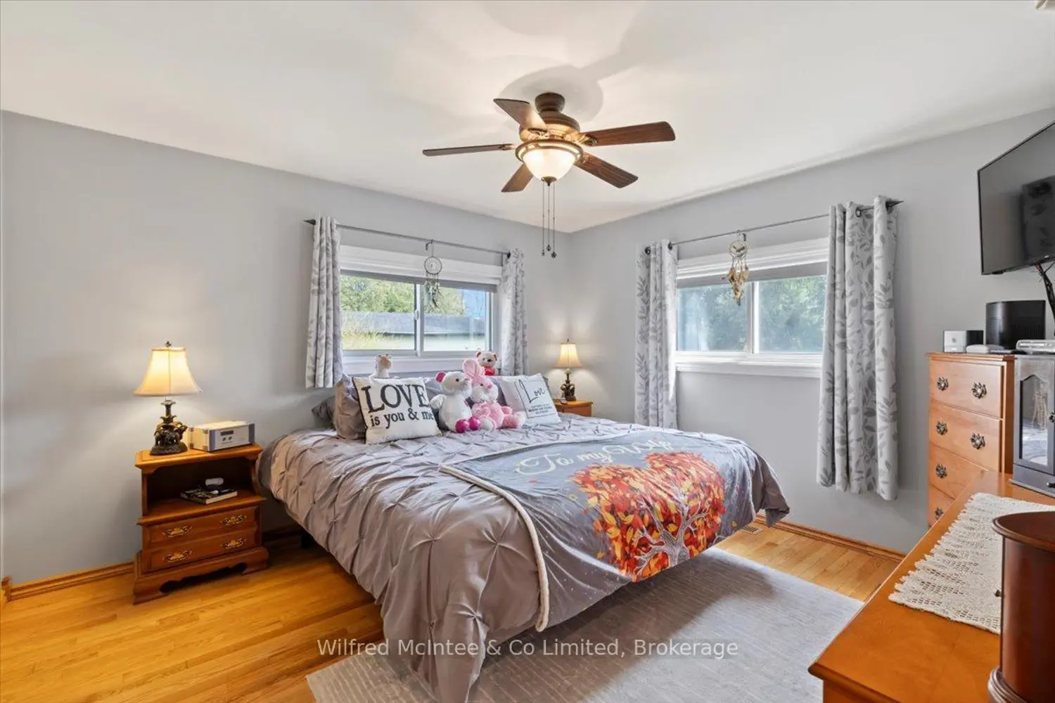 Additional image 3 of 21571 Grey Road 16